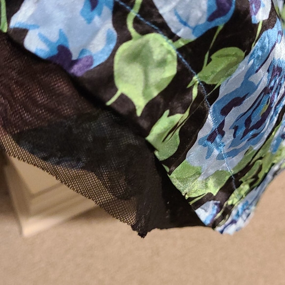 CLEARANCE /Make an offer! Free People Silk Dress sz 4 - Picture 3 of 5